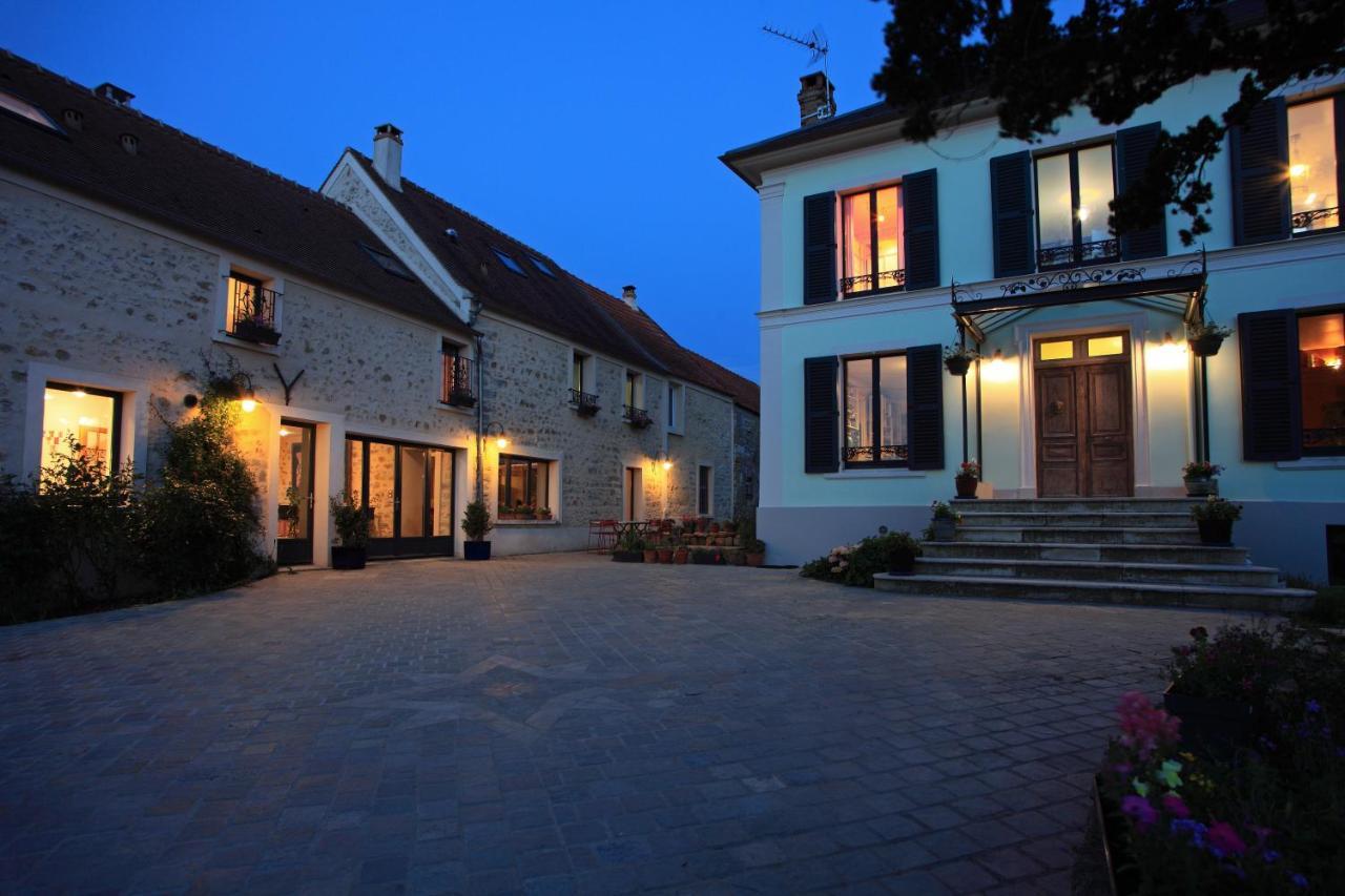 Maison D'Hotes Les Rainettes Breuillet  Экстерьер фото
